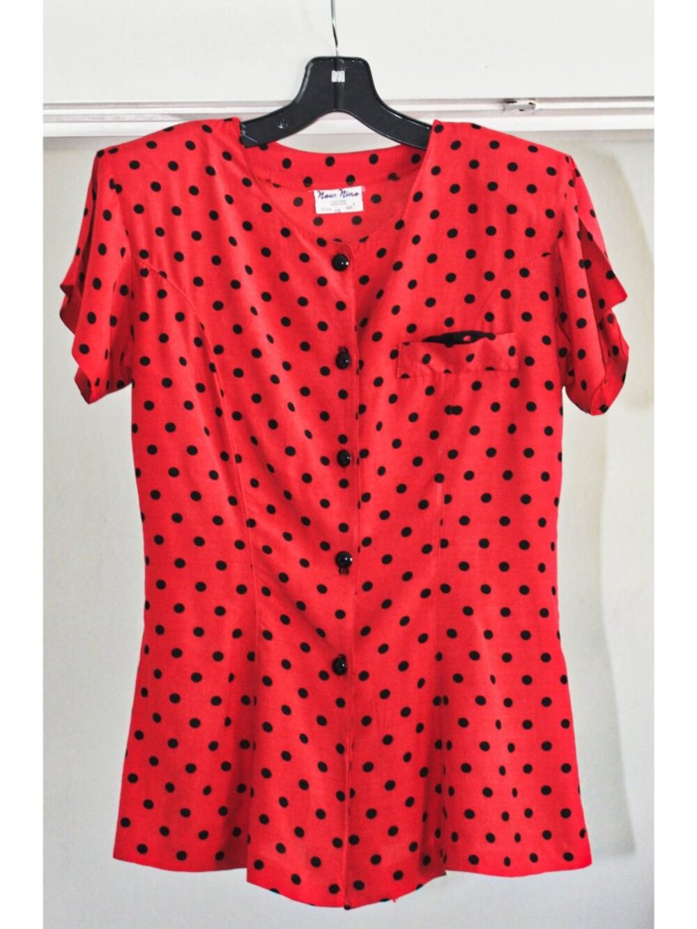 Host Pick!! 🪐🍀🎱🌈 Vintage 1970s does 40s -Shoulder Pad Top, Andrews Sisters M